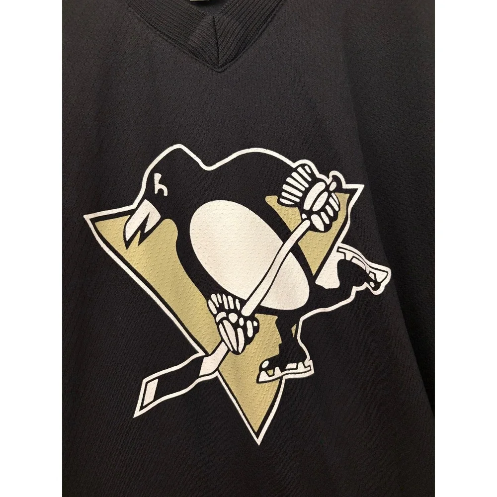 CCM Pittsburgh Penguins Evgeni Malkin 71 Hockey Jersey Youth L/XL Black Gold NHL